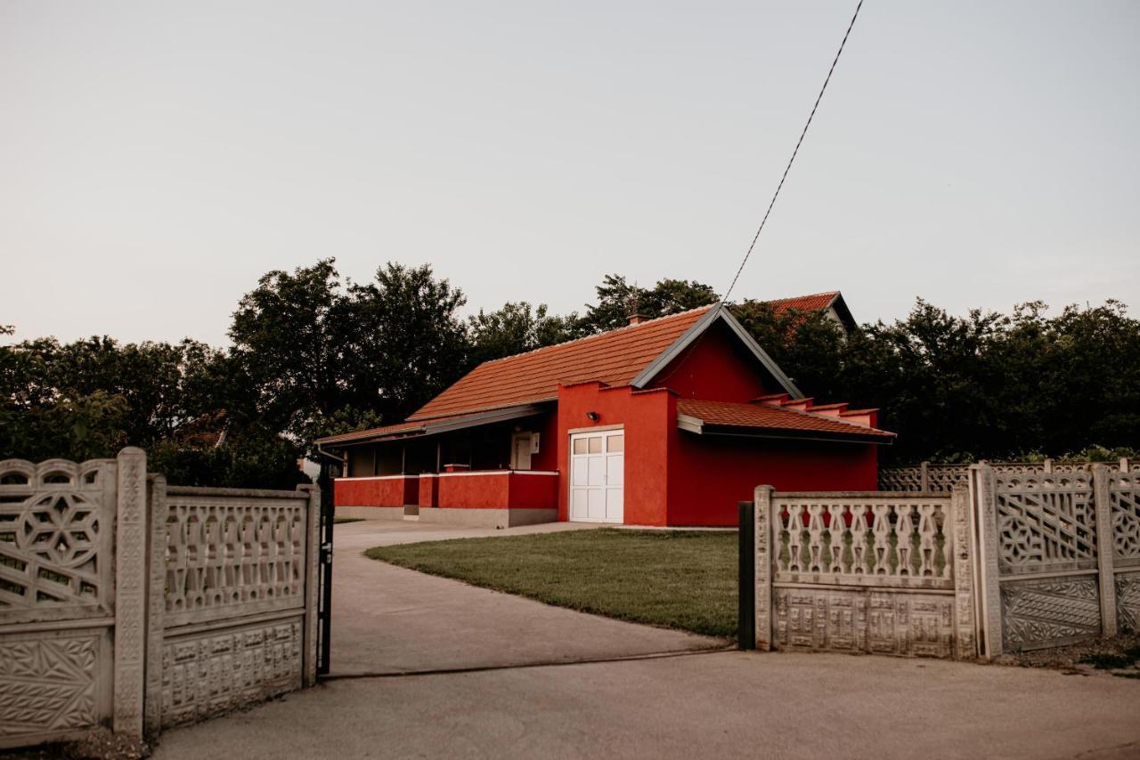 Vikendica Castanea Banja Zdrelo Petrovac na Mlavi